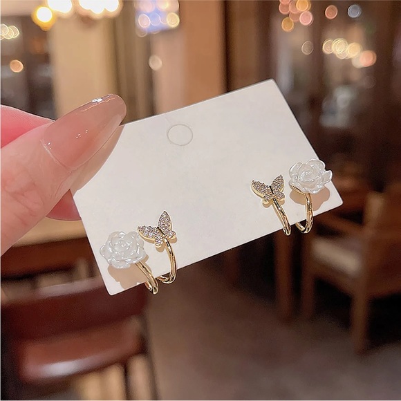 Earrings - Picture 9 of 13